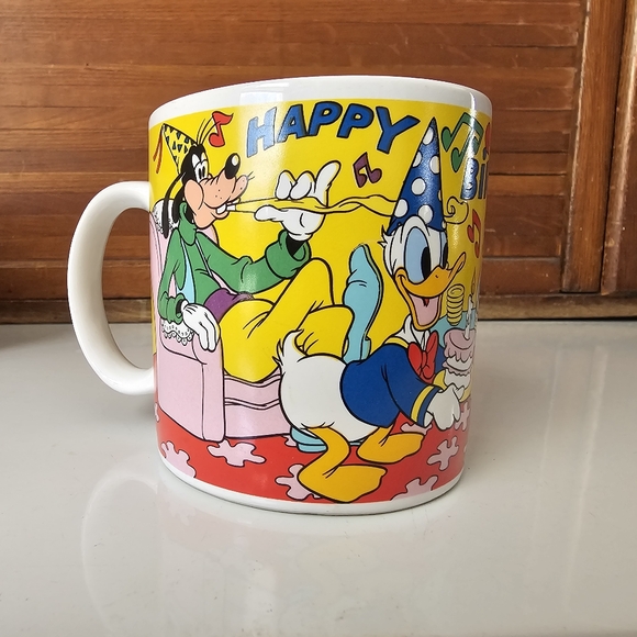 Disney Happy Birthday Celebration Vintage Mug Set - Picture 4 of 7